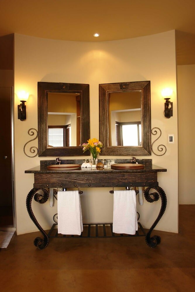 Фото Thaba Eco Hotel