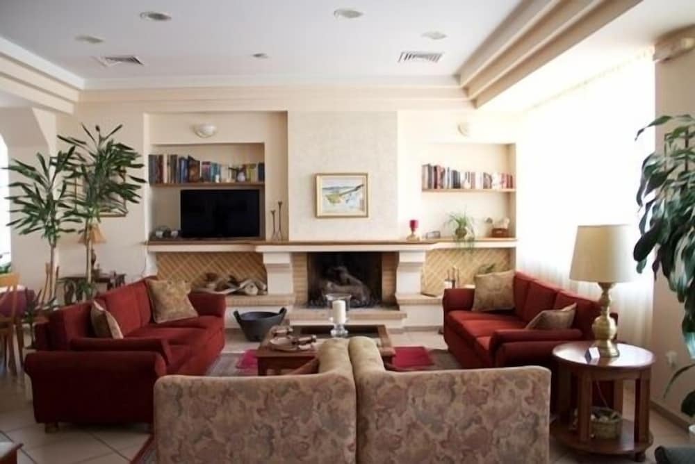 Фото Green Hill Hotel