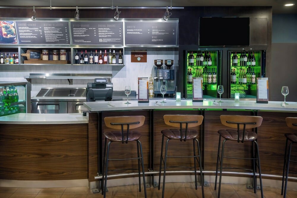 Фото Courtyard by Marriott Tallahassee North/I-10 Capital Circle