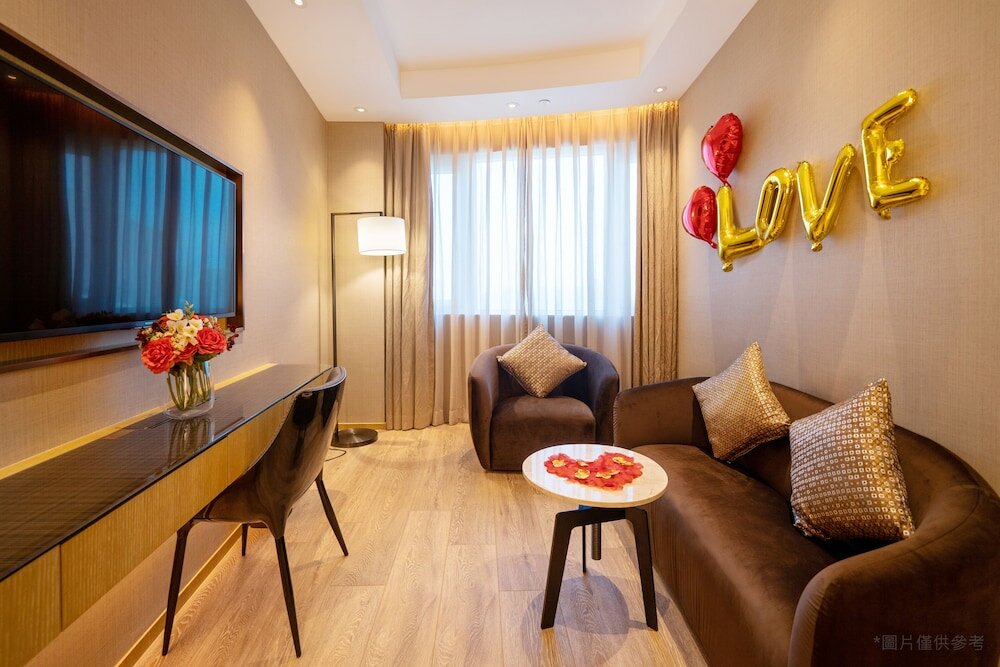 Фото Grand Dragon Hotel