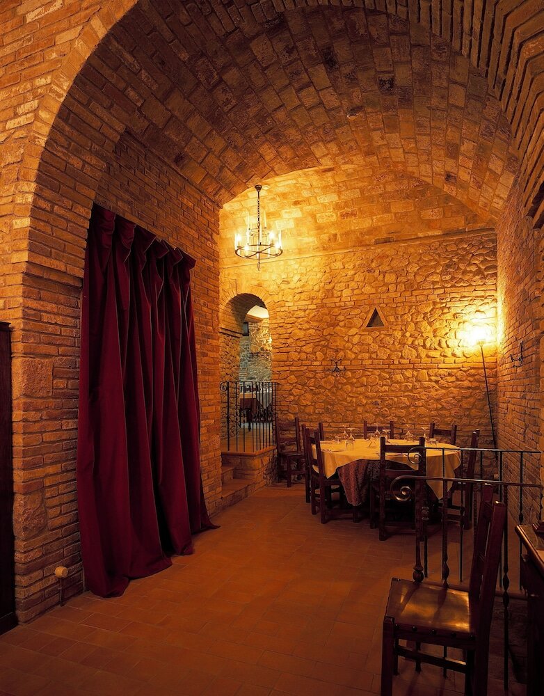 Фото Oste del Castello Wellness & Bike Hotel