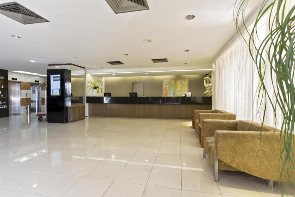 Фото Black Stream Hotel