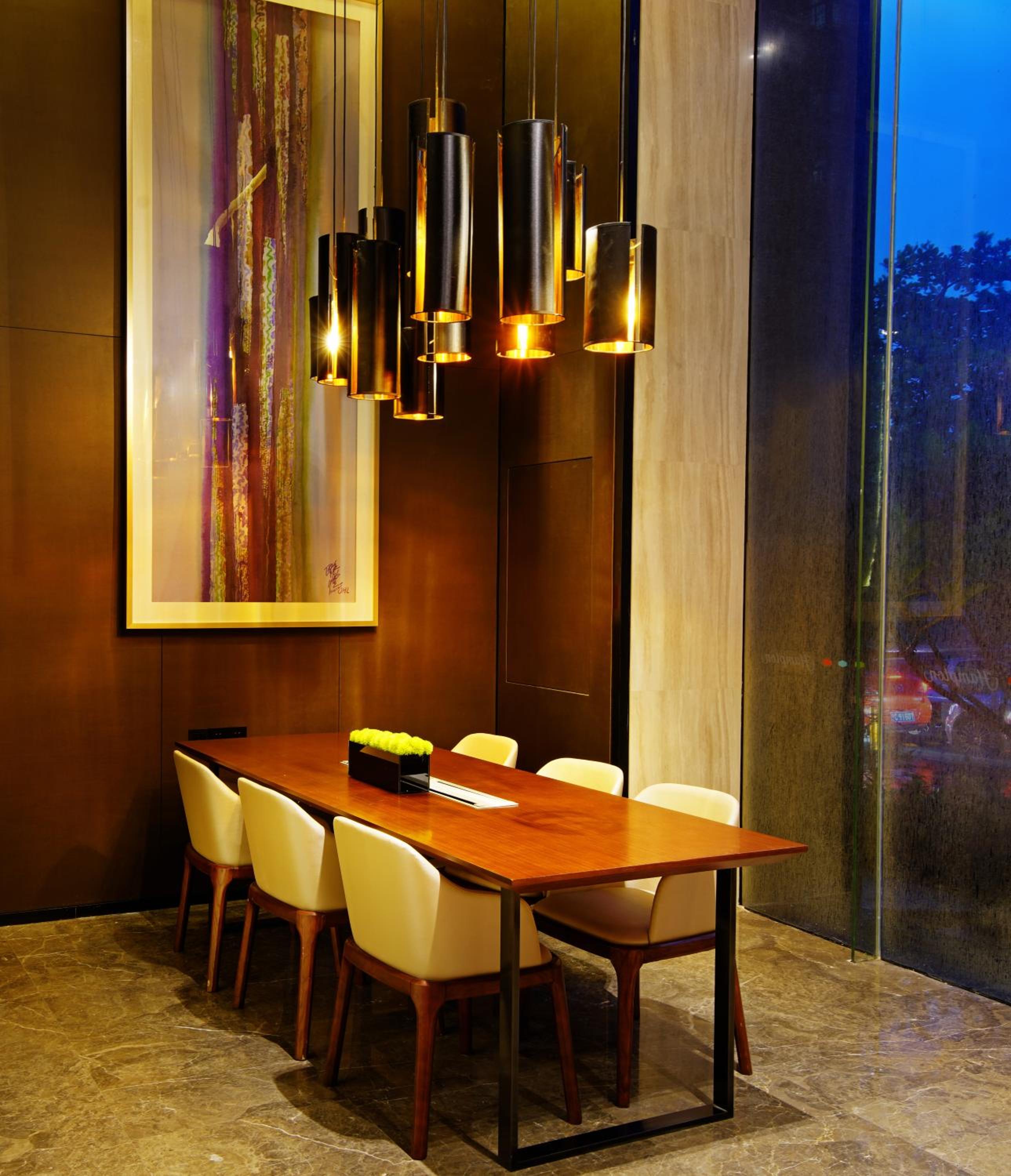 Фото Hampton by Hilton Zhuhai Chengfeng Plaza