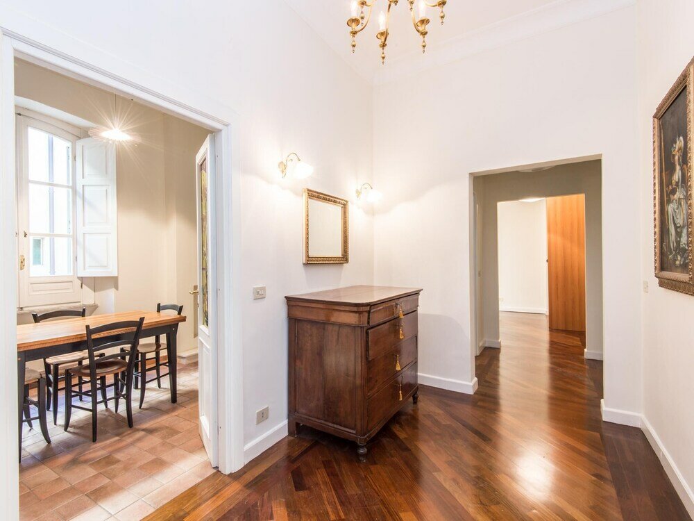 Фото Rsh Luxury Vatican Four Bedroom Apartment