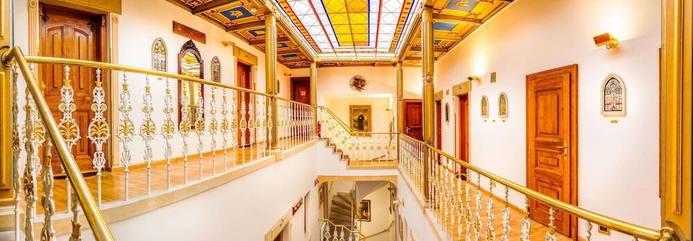 Фото The King Charles