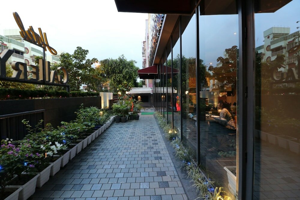 Фото Hotel Gallery 67