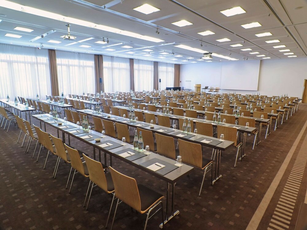 Фото Radisson Blu Hotel, Hannover