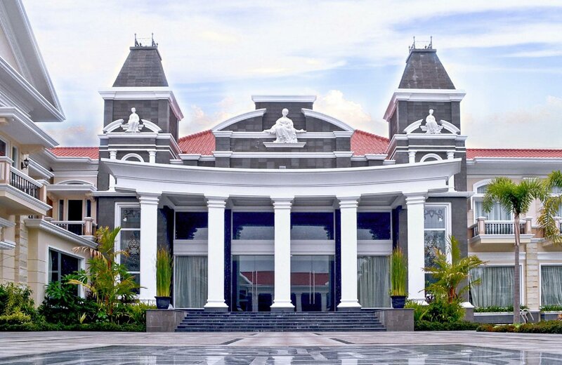Гостиница Adhiwangsa Hotel & Convention Hall
