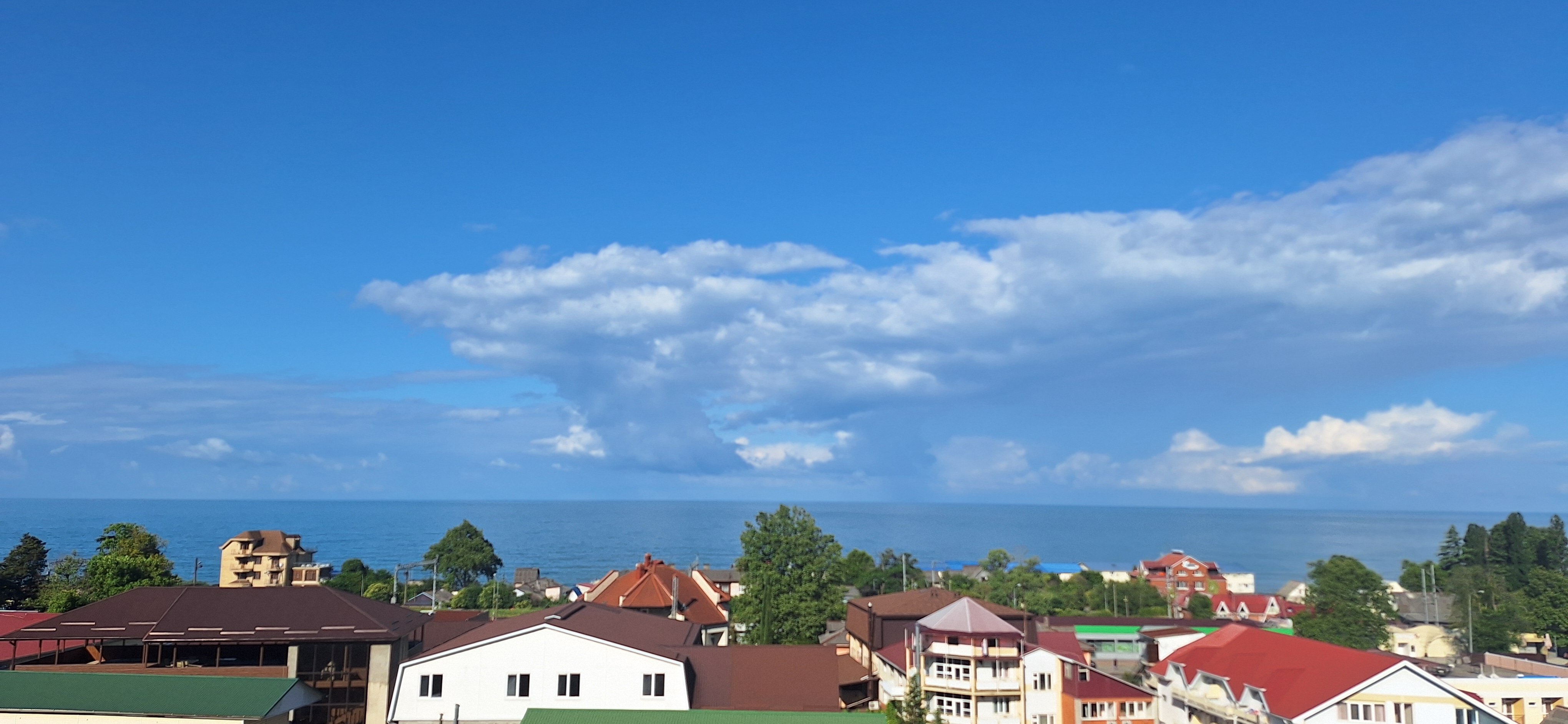 Фото Loo Sunrise