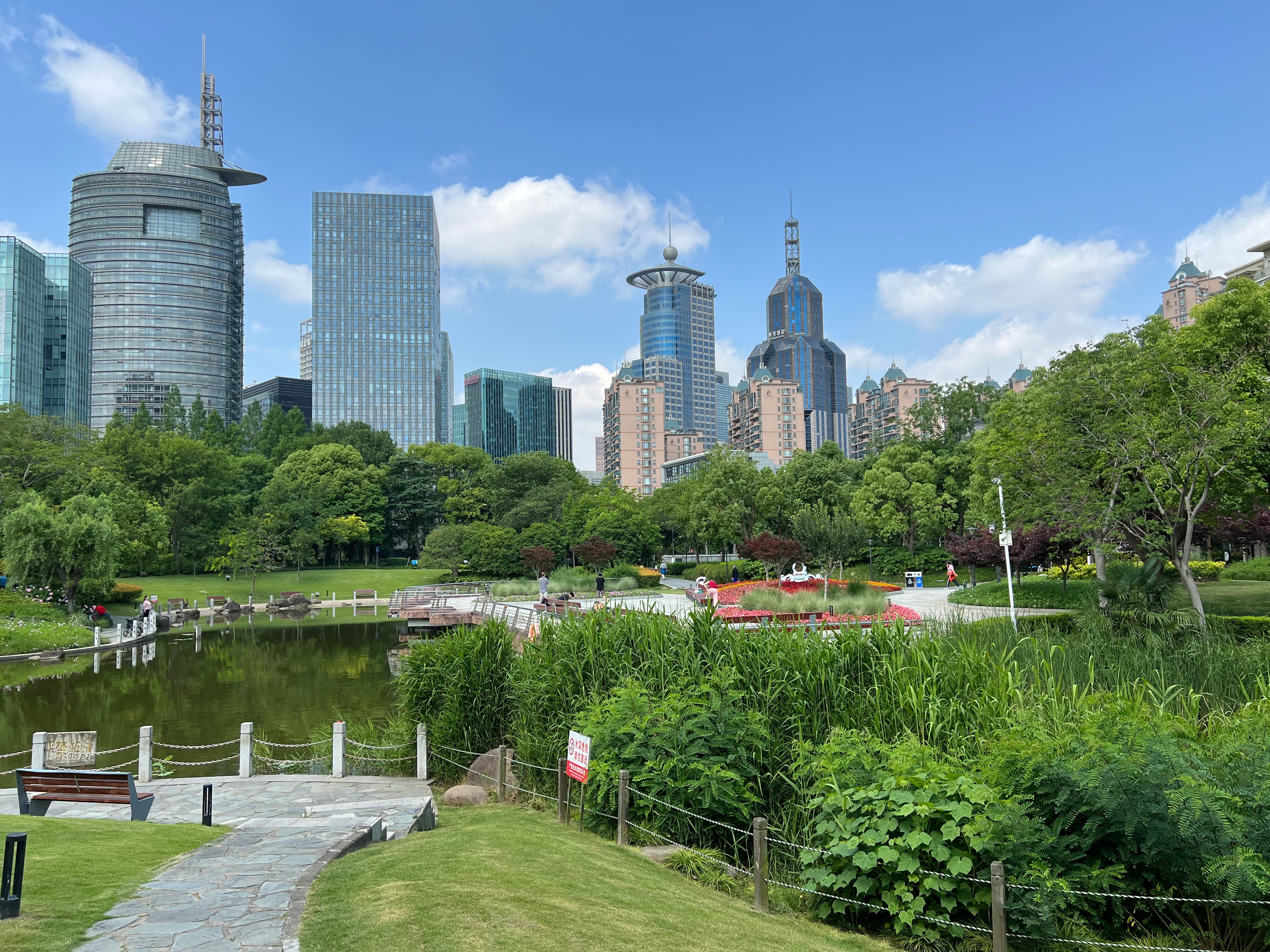 Фото Luxemon Hotel Shanghai Pudong