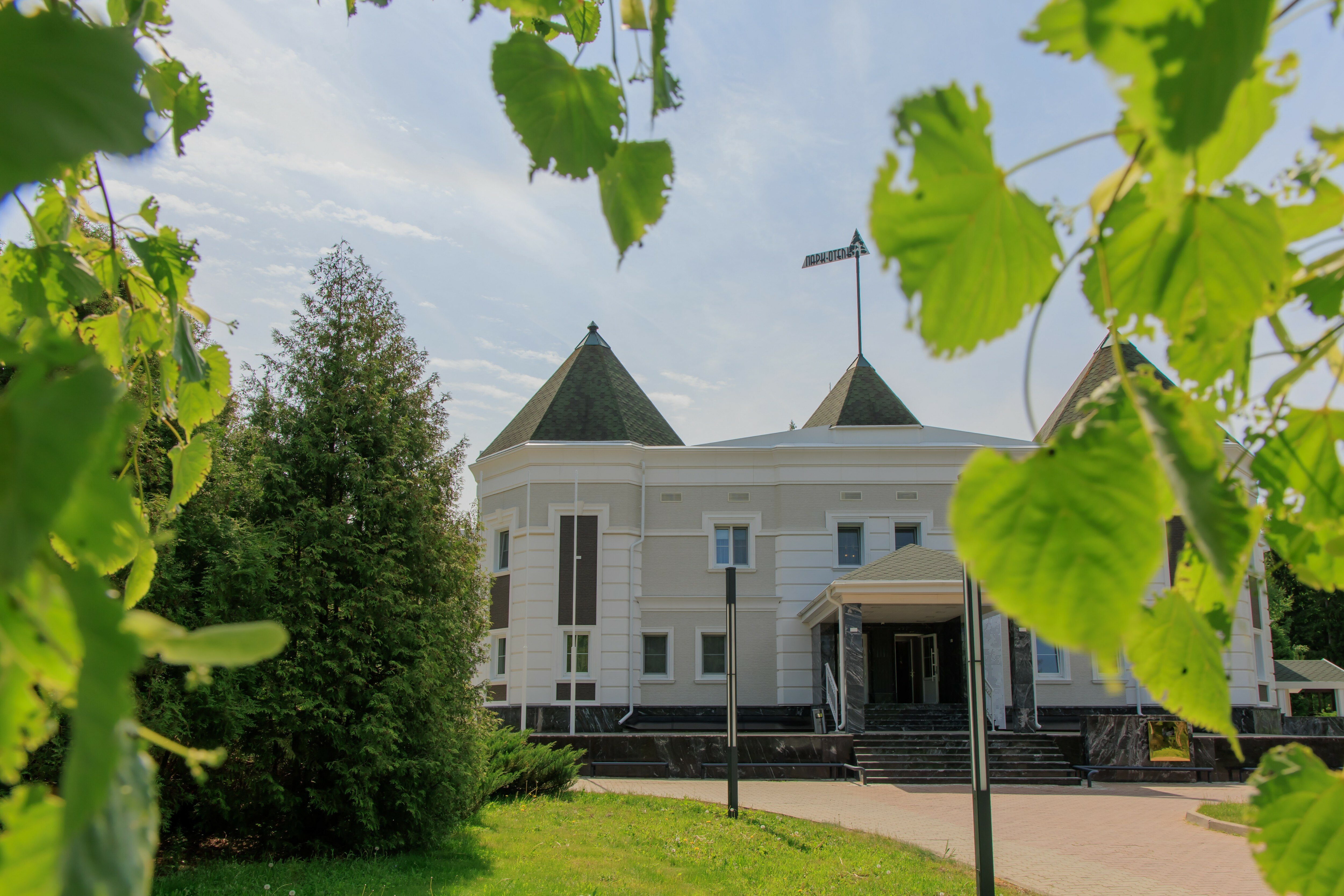 Фото отеля 1