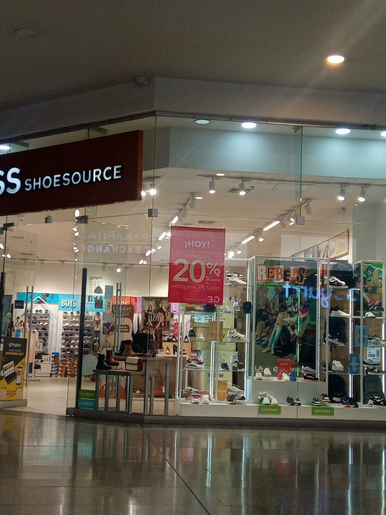 Shoe store Payless Shoesource, Bogota, photo
