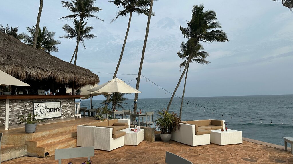 Observation deck Coconut Cape, Southern Province, photo