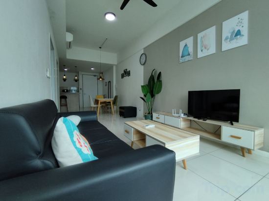 Фото 38910995053