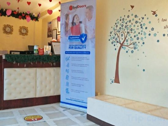 Фото RedDoorz near Baclay Drive Super Metro