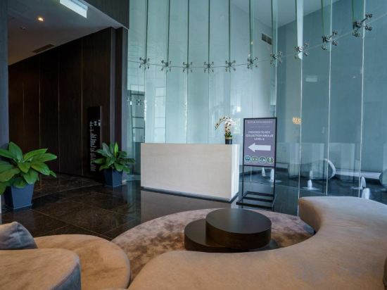 Фото Eaton Klcc Suites by Elite