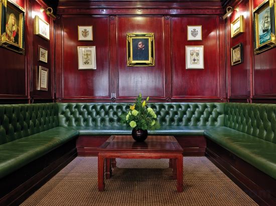 Фото Fitzrovia Hotel