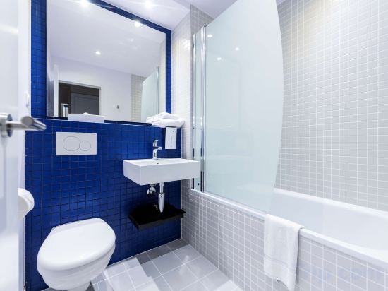 Фото Tulip Inn Antwerpen