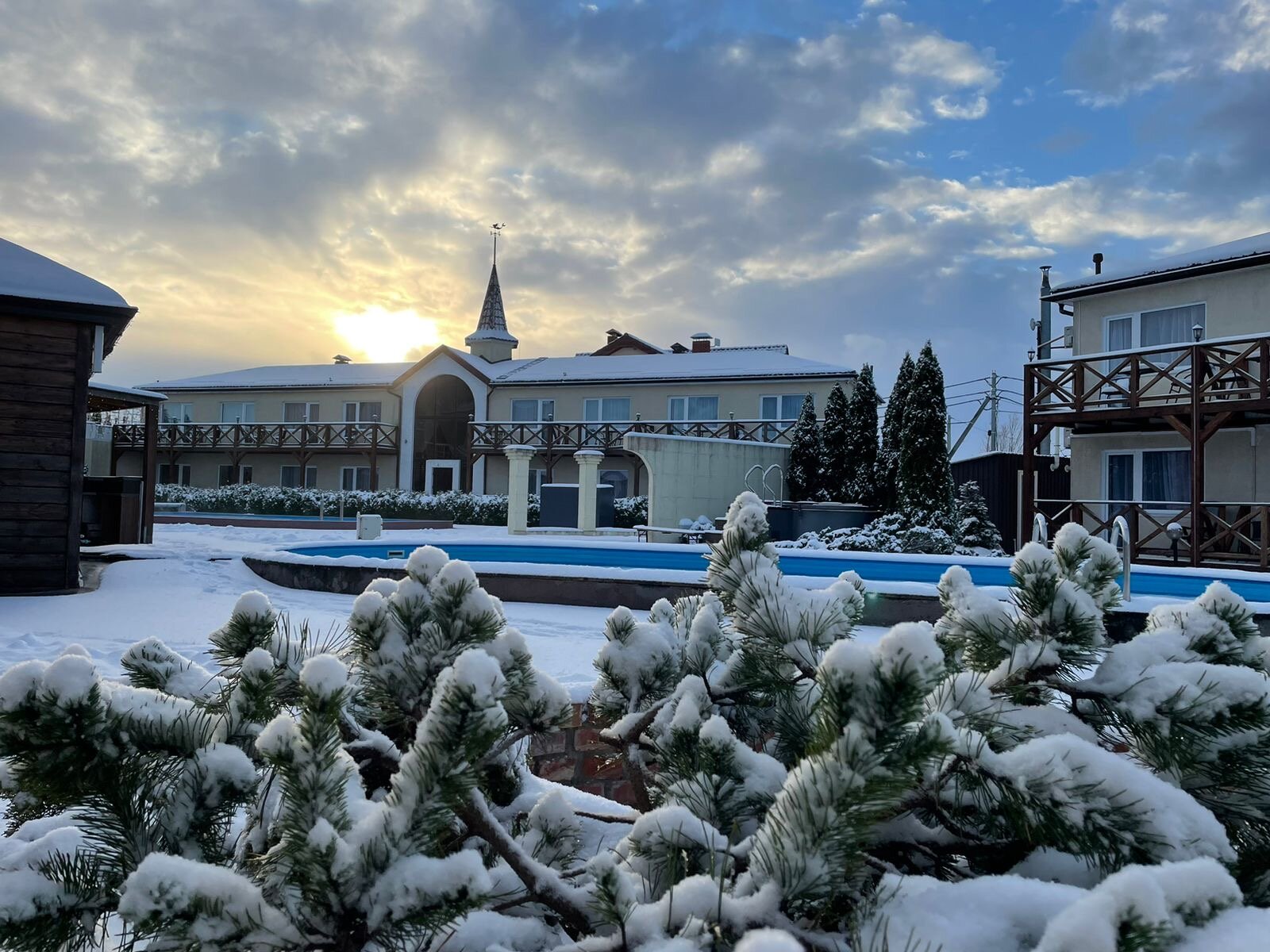 Фото отеля 3