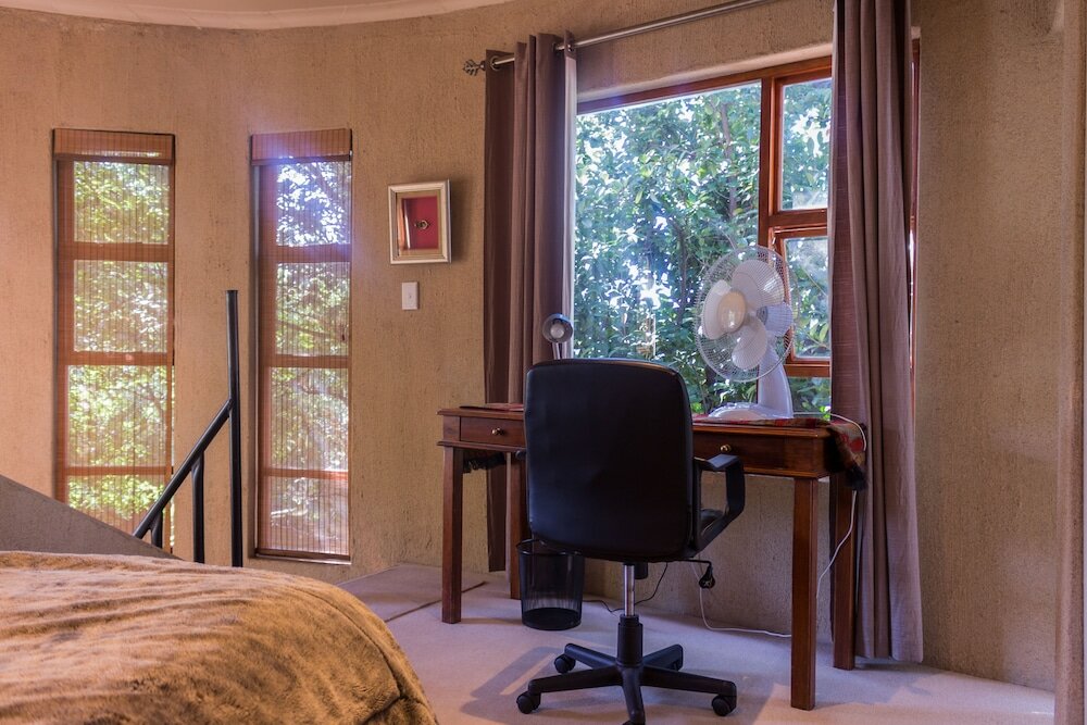 Фото Moonflower Cottages