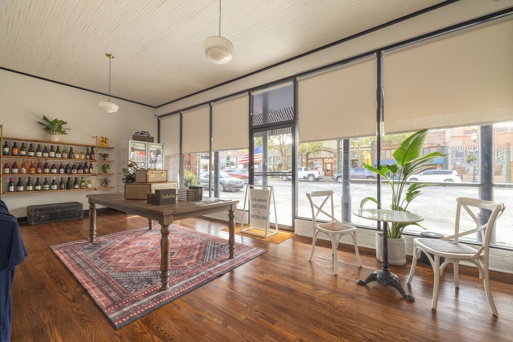 Фото The Weinhard Hotel