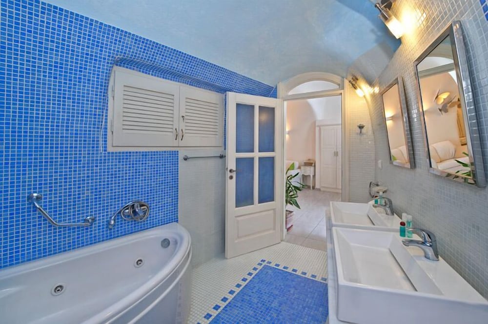 Фото Kavalari Hotel - Adults Only