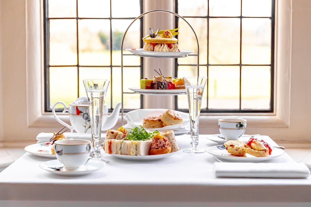 Фото Hanbury Manor Marriott Hotel & Country Club