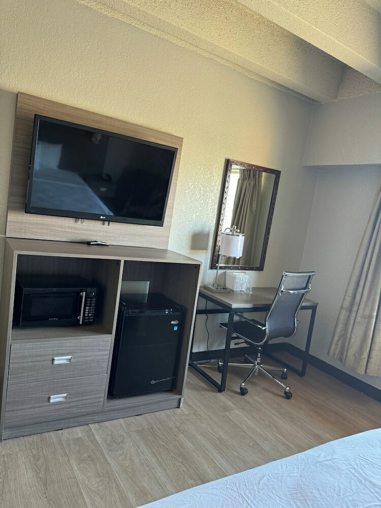 Фото Отель Quality Inn Denver Downtown