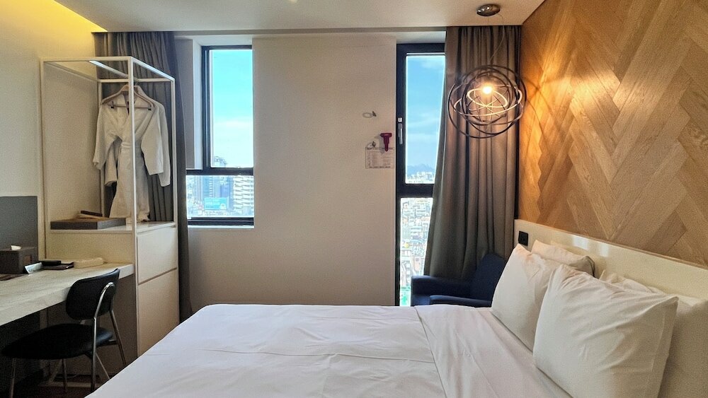 Фото Hotel The Designers Lyj Gangnam Premier