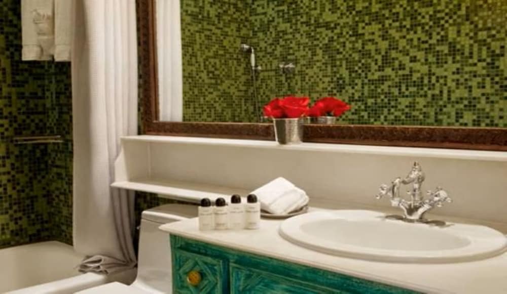 Фото Petit Ermitage