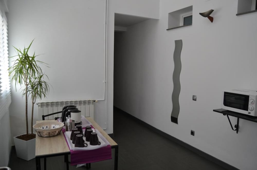 Фото Hostal Apolo