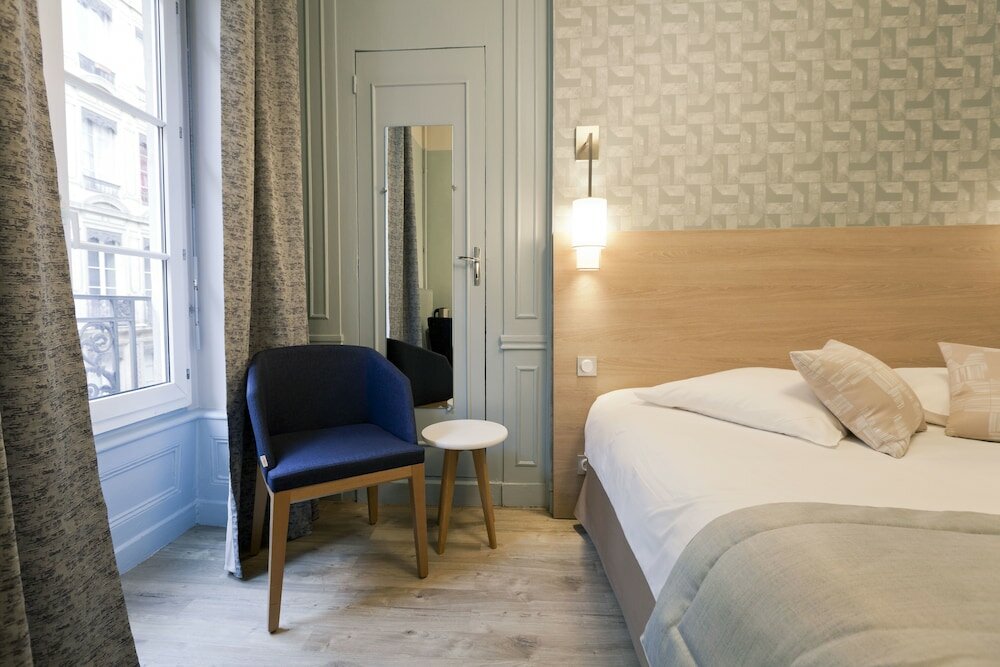 Фото Hôtel du Dauphin