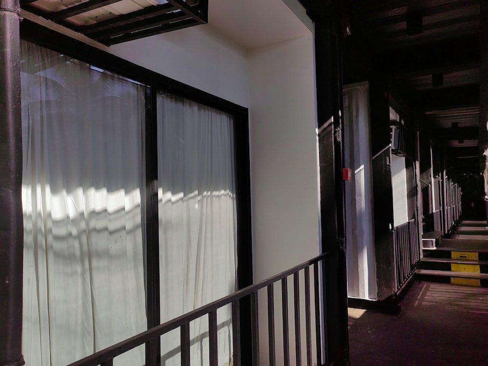 Фото Containers by Eco Hotel Tagaytay