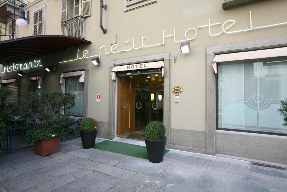 Фото Le Petit Hotel