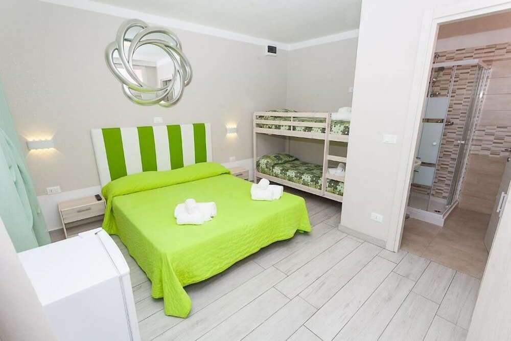 Фото Hotel Romantik