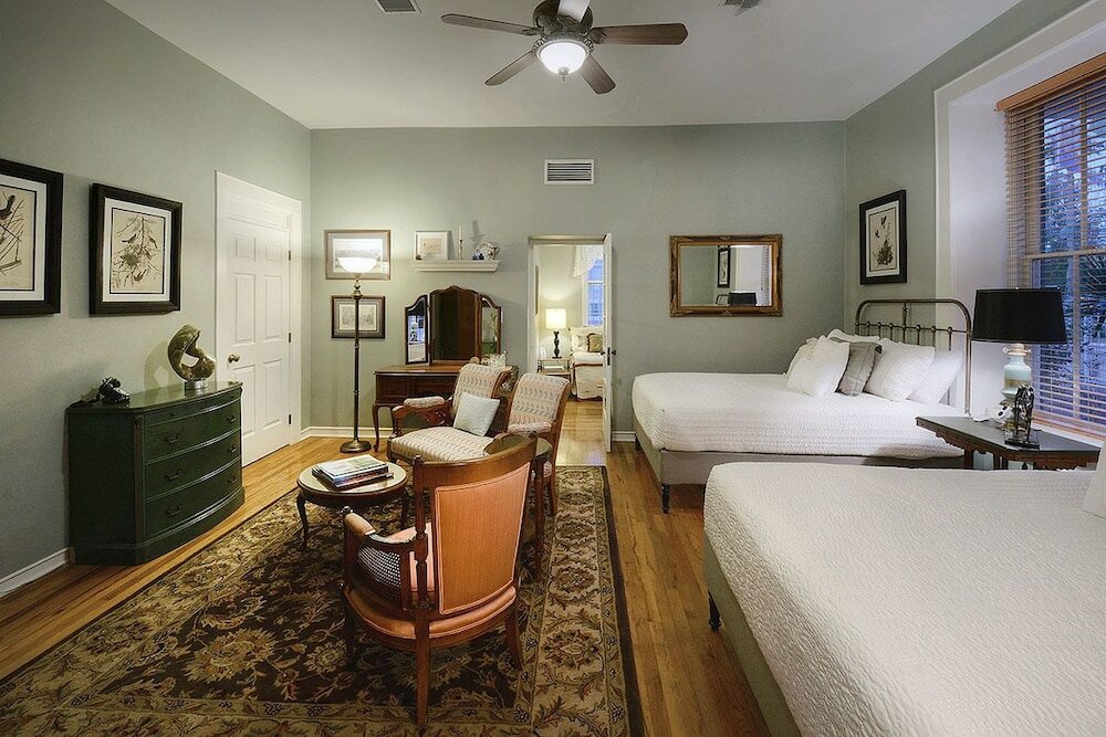Фото The Blenman Inn