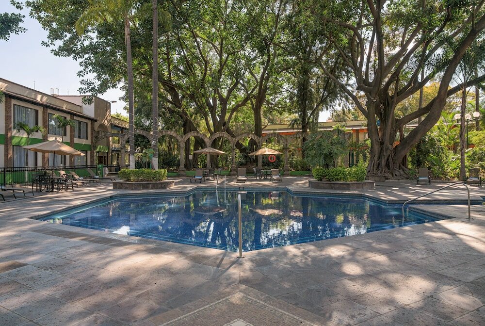 Фото Holiday Inn Guadalajara Expo