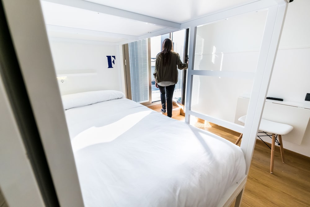 Фото Far Home Bernabeu