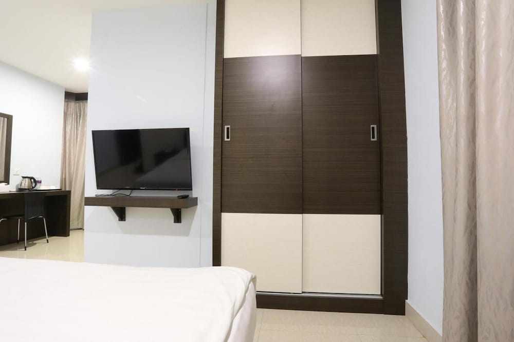 Фото City Central Hotel