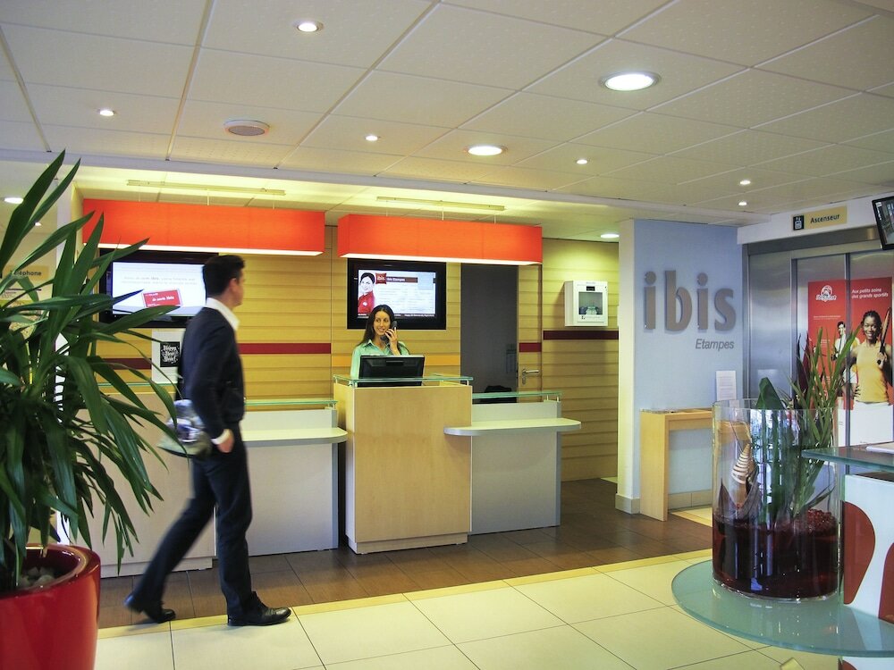 Фото ibis Etampes