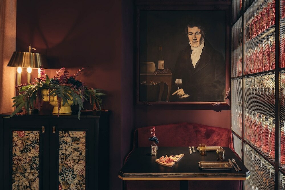 Фото One Shot Luchana 22