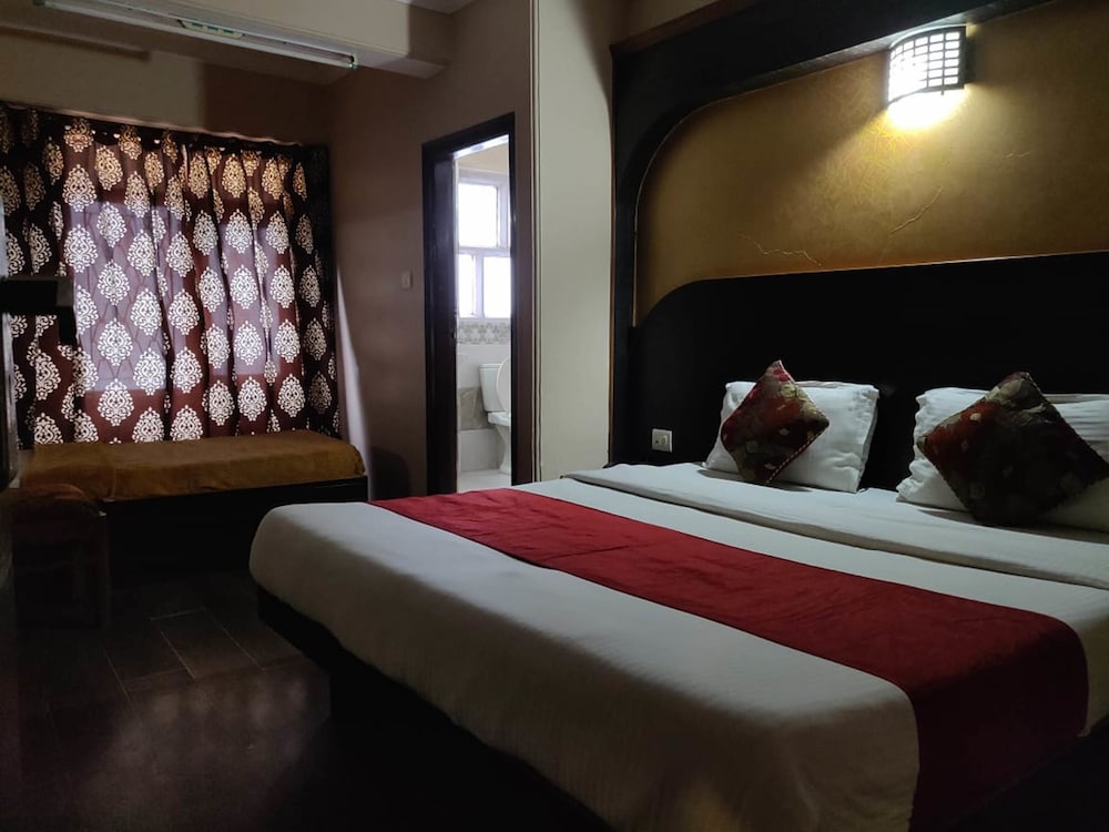 Фото Hotel Sidharth Regency
