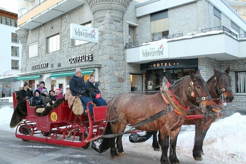 Внешний вид отеля Schweizerhof Pontresina в Понтрезине, фото 2