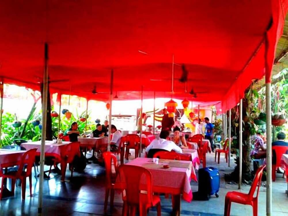 Фото Poonam Village Resort