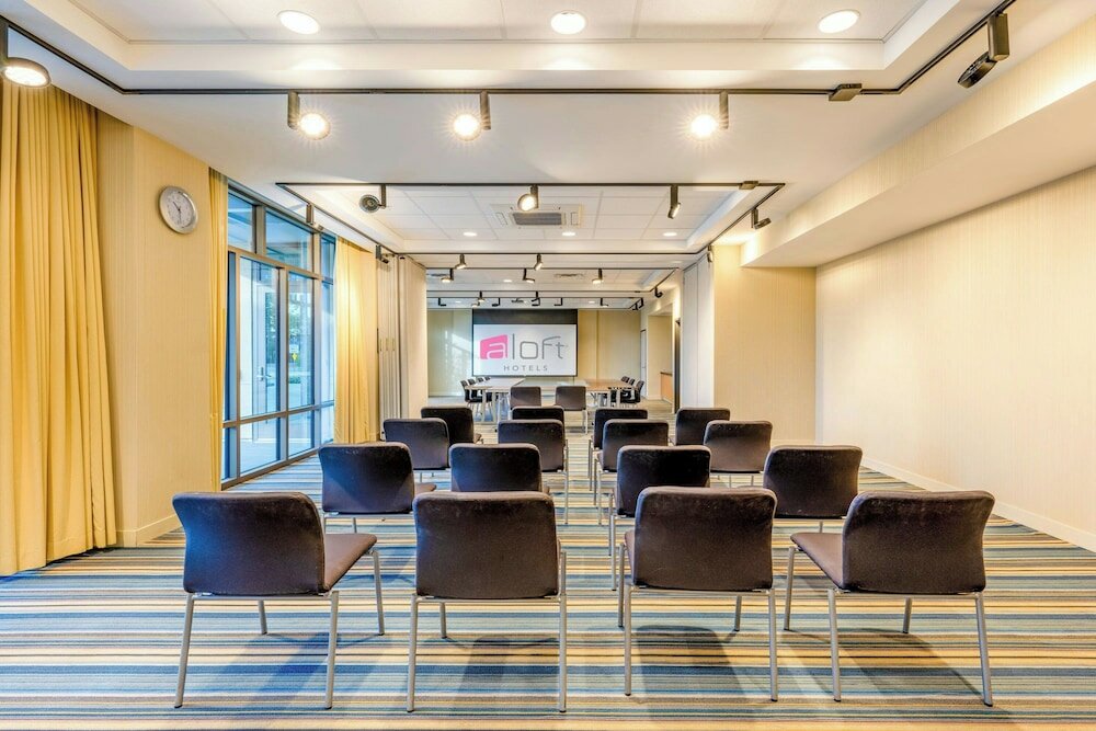 Фото Aloft Cupertino
