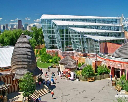 Внешний вид отеля Clique Calgary Airport Hotel в Калгарях, фото 4