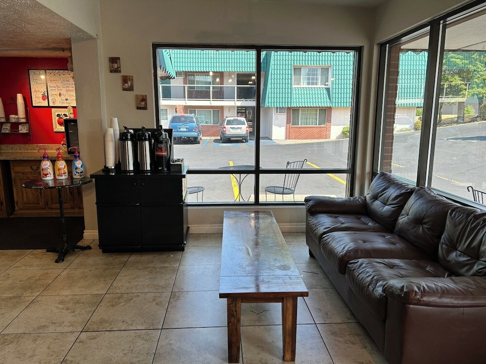 Фото Apple Tree Inn