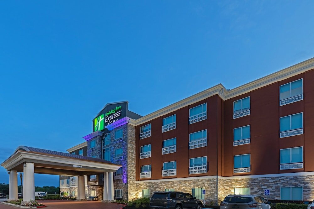Фото Holiday Inn Express Hotel & Suites - Houston Space Center, an Ihg Hotel