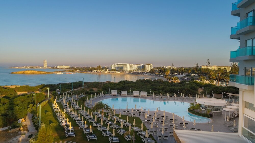 Фото Nissiblu Beach Resort