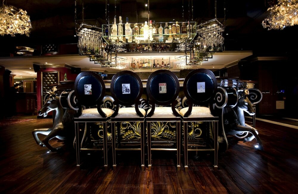 Фото The Luxe Manor